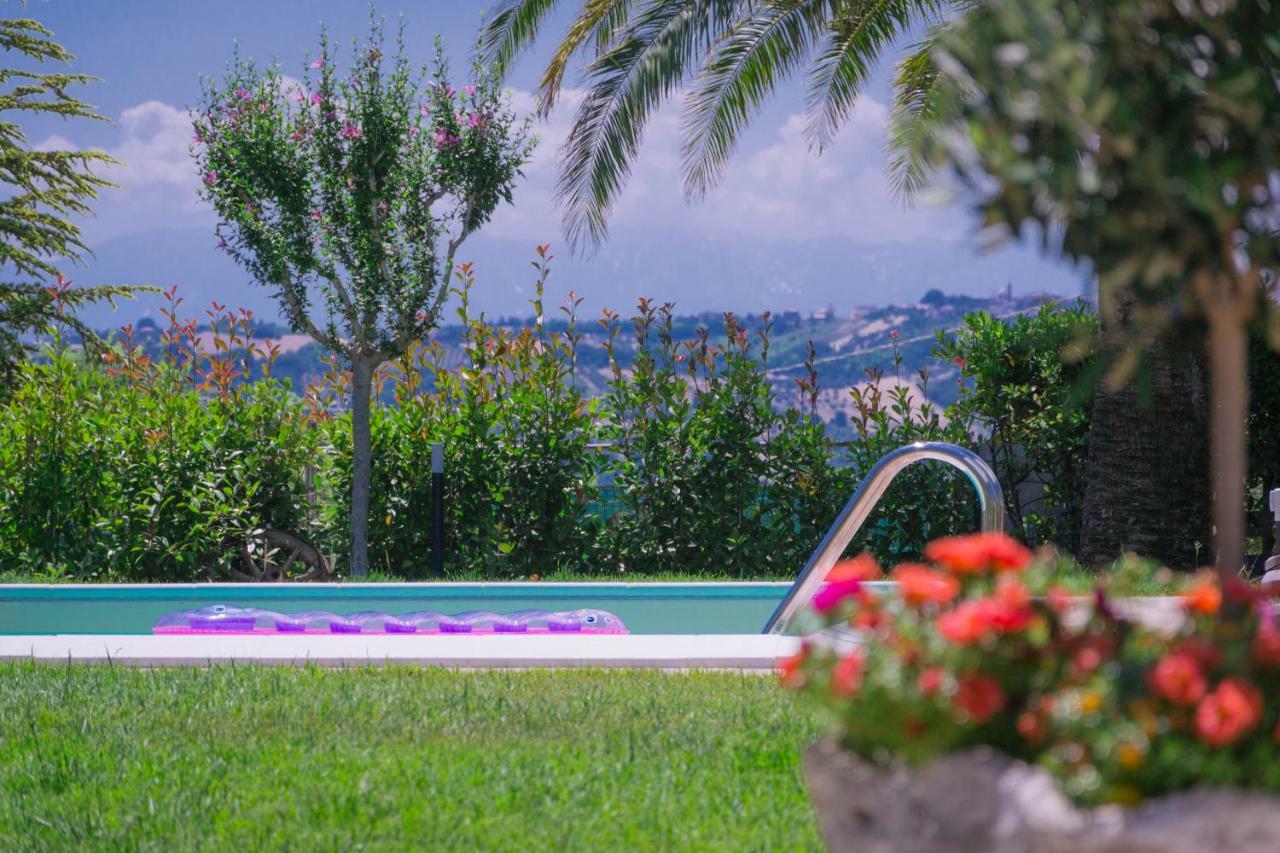 Gli Orti Di San Giacomo Bed & Breakfast Monteprandone Luaran gambar